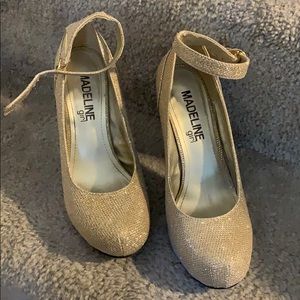 Gold Sparkling Heels